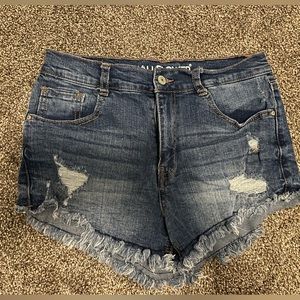 Short denim, size 9, brand wallflower